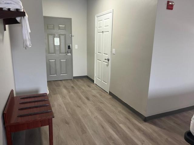 Baymont By Wyndham Lakeland Extérieur photo