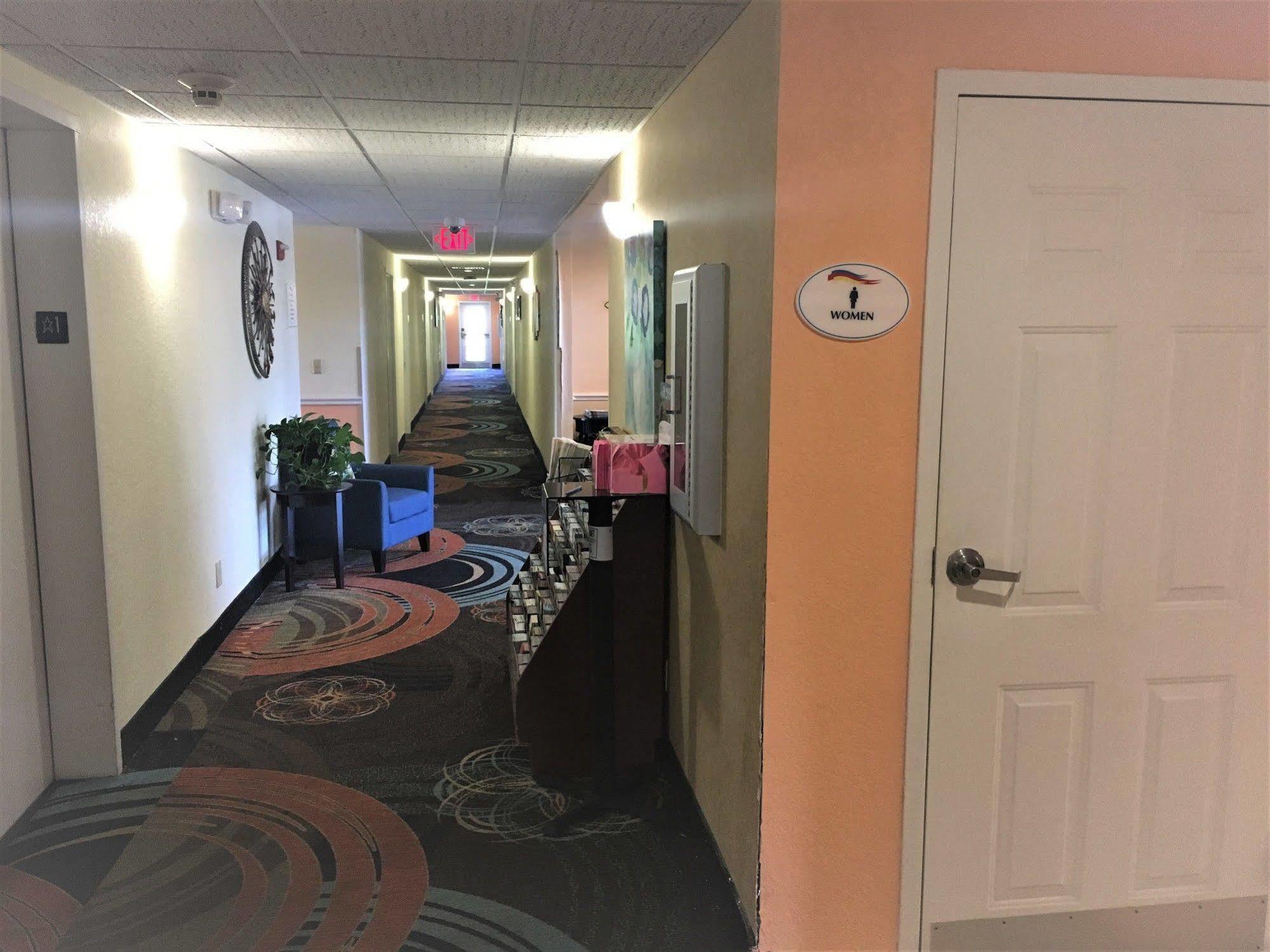 Baymont By Wyndham Lakeland Extérieur photo