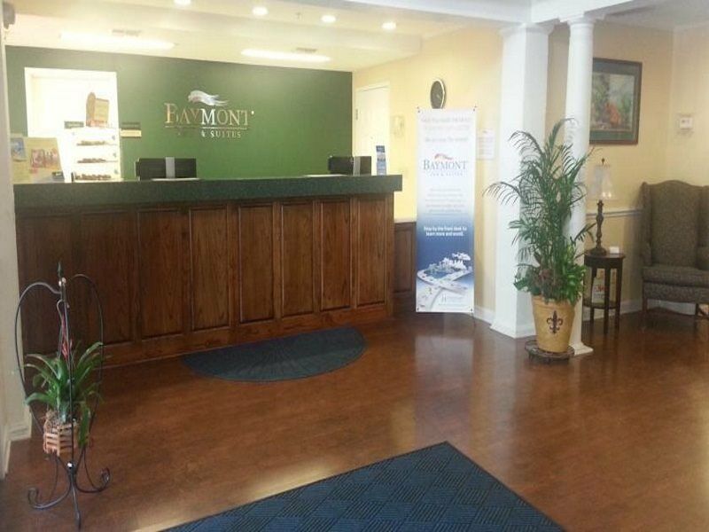 Baymont By Wyndham Lakeland Extérieur photo